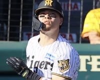 【速報】佐藤輝明の移籍最有力はヤンキース、対抗にドジャースと報道wwwwwwww
