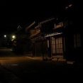 【画像】田舎の夜道、怖すぎる・・・・