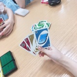 『[＝LOVE] 佐々木舞香「空き時間にトランプ、番犬ガオガオ、オセロ、UNOとかいろいろしちゃう、イコラブちゃんって可愛いな？？？」【まいか】』の画像