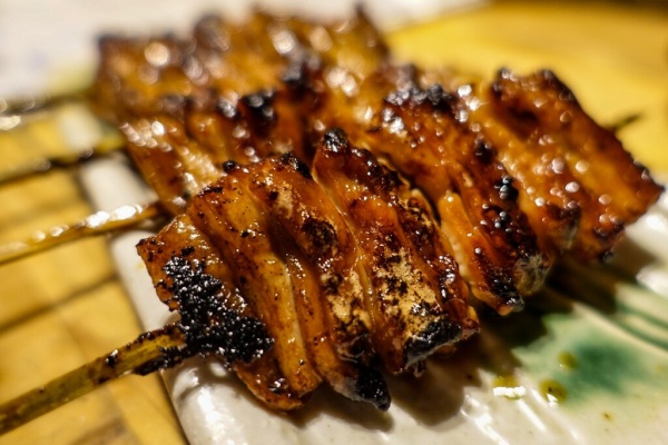 相変わらず基本的にお一人様 散歩の暇人 改 飲む 串焼き やきとり