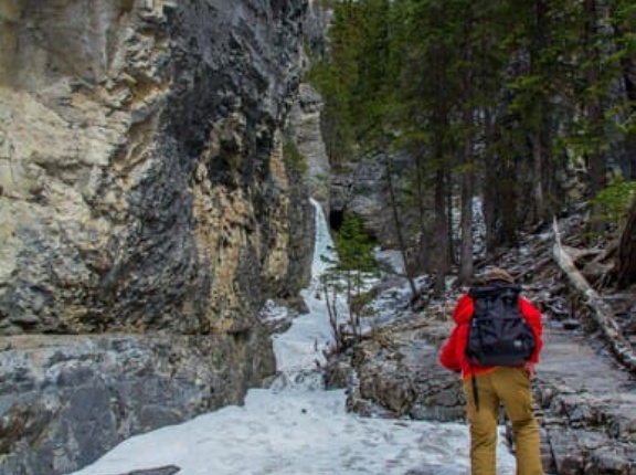山の遭難から助かるゲームとかあったら楽しそう