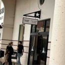 Pottery Barn と William Sonoma  巨大な倉庫みたいなアウトレット