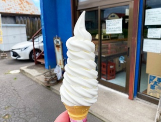 道南で1番長い8段ソフトクリーム！七飯町大川「野澤商店」