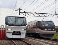 『JR東海“しなの”用385系が報道公開』の画像