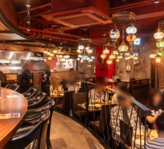 高槻本通りにつくってた「洋風居酒屋 Pecori（ペコリ）」がオープンしてる。関西初上陸