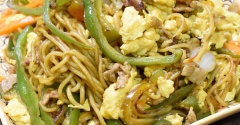 王道な味♪ピー玉焼きそば