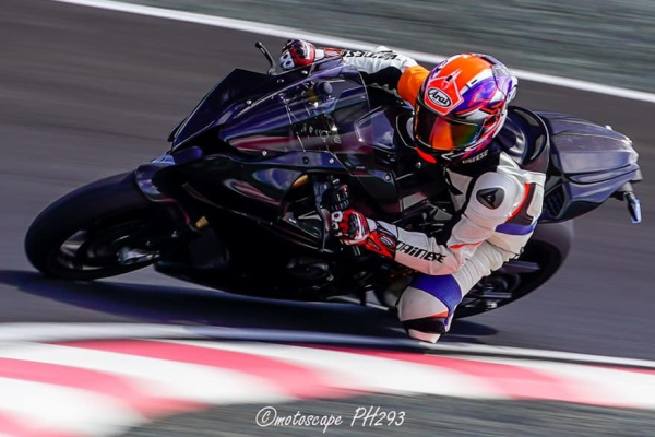 s1000rr 19-23 k67 EIGHT(才谷屋) アンダーカウル FRP黒ゲル 19年式