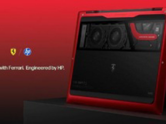 【朗報】フェラーリの魂を宿すノートPC、国内200台限定で発売！