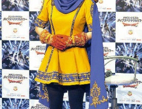 中川翔子がアリーナのコスプレしたよ