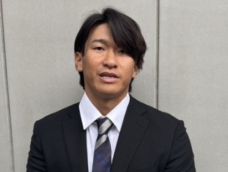 DeNA戦力外通告【現役続行】藤浪・井上絢・小園・千隼・堀岡・近藤【未定】中川颯・西巻・松本隆【引退】小笠原、それぞれの心境