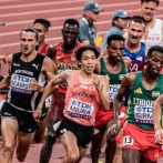 【世界陸上】メダル圏内にいた日本人選手、ゴール直前にケニア人選手から妨害を受けたんじゃないかと物議に　これってどうなの・・・？（動画あり）