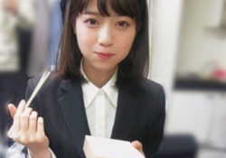 【乃木坂46】スーツ着て与田紹介してる時の西野可愛過ぎやな