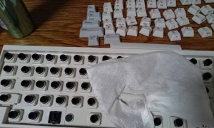 眼鏡クリーナーでキーボードを掃除するといいらしい