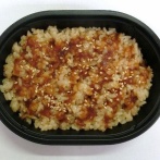 【ひもじい】ローソン100の貧乏弁当『焼肉のタレかけご飯』が不景気の象徴と言われてしまう