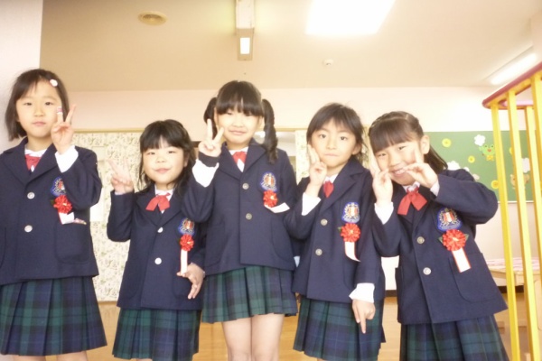 西諫早幼稚園　制服　女の子110～120 認定こども園 西諫早幼稚園