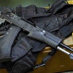 「硝煙とスクリーン、そして星条旗の狭間で」