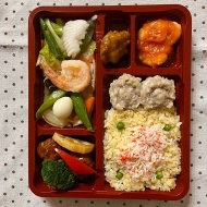 小洞天のおかず色々豪華弁当