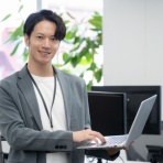 働く会社員の最新ビジネス＆役立ち情報Library