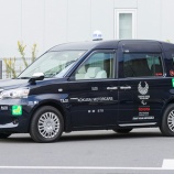 『【朗報】20代で月給50万円稼げる夢の職業!?大卒の新卒者など若手タクシードライバーが急増中。』の画像