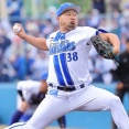 DeNA森唯斗の引退試合に大量の花束　最終登板は「一番投げていた場所で」三浦監督が明かす