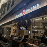 【梅田】飲み放題付で3980円！？　～マンマパルマ 大阪梅田店