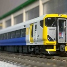 マイクロエース　E257系500番台 原型スカート　入線
