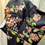 ぶどうの木の小りす