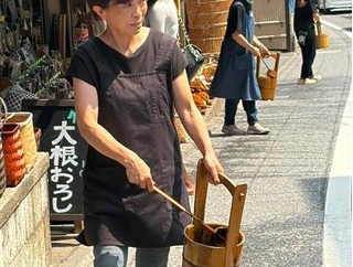 【参道】打ち水大作戦！