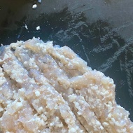 今日は「れんこんの日」やみつきなおいしさ！れんこんのエビはさみ揚げ