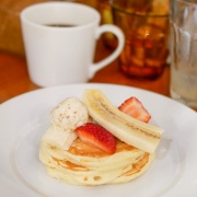 【横浜】J.S. PANCAKE CAFE マークイズみなとみらい店 カスタムサラダ＆パンケーキセット
