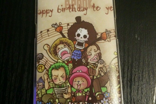 ワンピースの動画が気になる方 アメリカのワンピースのスマホカバーが買えるのはここ