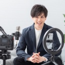上司「うちの息子がYouTubeやってるんだけど銀盾欲しがってるからなんとかしろ」←どうする？