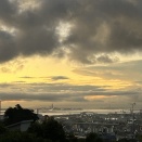 朝の空は重要な情報源♪