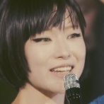 【画像】椎名林檎（38）「チュートリアル徳井と対談か…ちょっとセクシーな服着ていくか」