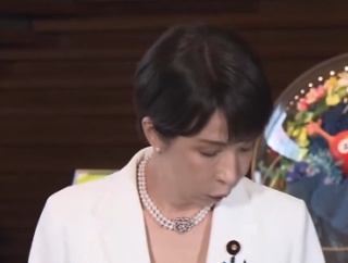 高市首相が取材対応中に下を向いて小声で「だるっ」と言ったぞ！・・・とX拡散される → よく聞いたら別の言葉を言ってた（動画あり）