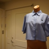 『MSGM(エムエスジーエム)クロップドストロイプシャツ』の画像