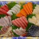 かねしげのテイクアウト「お刺身」「海鮮丼」「刺身盛合せ」「握り寿司」！！刺身と海鮮丼「発寒かねしげ鮮魚店」