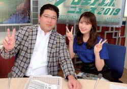 【悲報】衛藤美彩、手のかわいさで真中満に完敗・・・