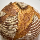 酒粕酵母のカンパーニュ、ちょこっとフィグ