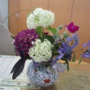 紫陽花の生け花投げ入れ