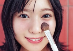 【画像】背伸びしてお化粧をした増田三莉音、可愛すぎるwwwwww