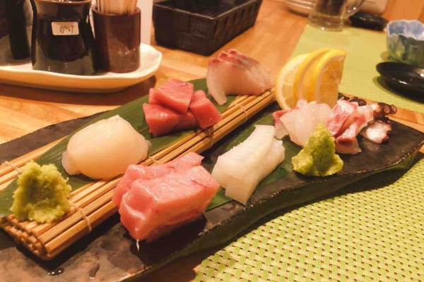 あゆ姫食い倒れ放浪記