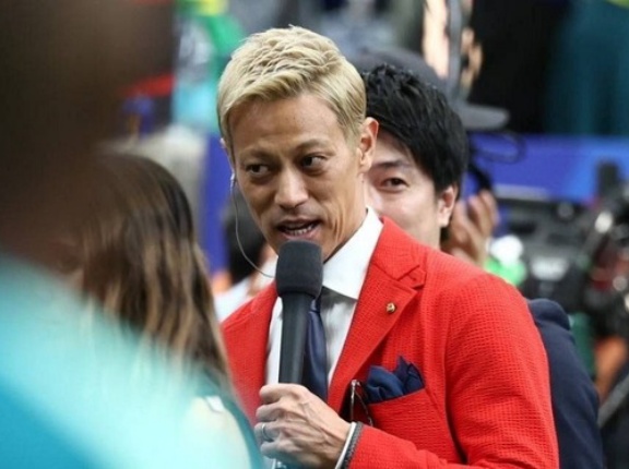【W杯】本田圭佑、佐野の先制弾に語録さく裂！「1にワオ、2にワオ、3にワオ」　アナから「4はありますか？」の問いかけに「ワオ！」