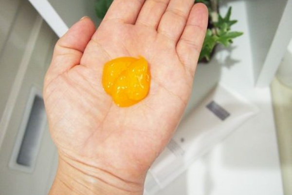 マナラホットクレンジングゲルでいちご鼻にさようならしない