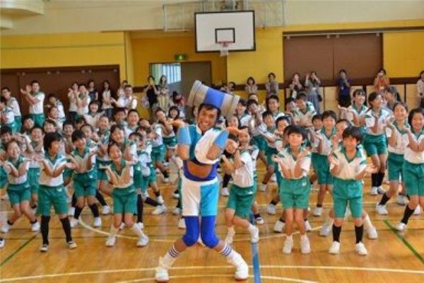 ニュースとエンタメのスクープ速報 お笑い芸人