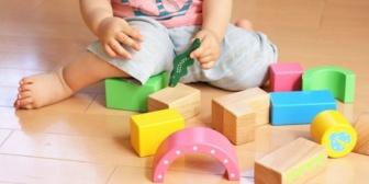 会社の若いやつが「よくもまだ子どもが小さいのに預けられるよな。現代の母親は母性が足りない、子どもより自分の仕事が大事なんだろう」などと言っていたんだが…