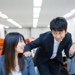 女を飯に誘ったんだが２人だと寂しくない？って言われた…脈なしか？