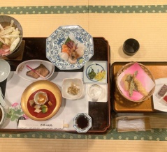 【落ち着いた8千円の飲み放題付宴会】函館湯の川温泉 湯元 啄木亭