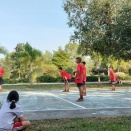 昨日は、他校で　交流試合をする。