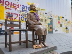 韓国「輸出規制とGSOMIAは譲ったけど慰安婦は徹底的にやるから」⇒ こんなことになるwwwwww 韓国「輸出規制とGSOMIAは譲ったけど慰安婦は徹底的にやるから」⇒ こんなことになるwwwwww